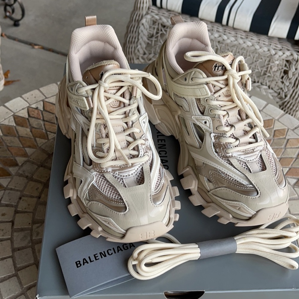 Balenciaga Sneaker-